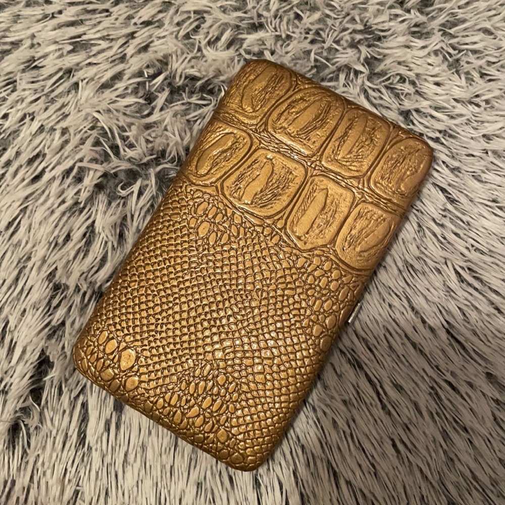 Fake snake skinned gold cardholder